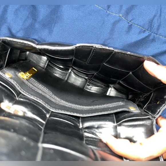 Black Faux Puff Leather Bag - Picture 7 of 7